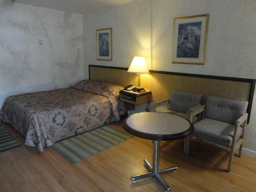 Niagara Parkway Court Motel Exterior photo